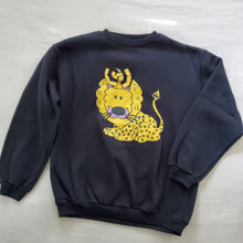 Load image into Gallery viewer, Vintage Lion Black Crewneck kids 16
