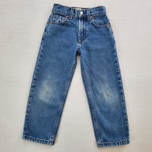 Load image into Gallery viewer, Vintage Y2K Levi&#39;s 550 Fit Jeans 5t SLIM
