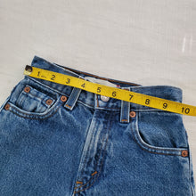 Load image into Gallery viewer, Vintage Y2K Levi&#39;s 550 Fit Jeans 5t SLIM
