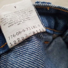 Load image into Gallery viewer, Vintage Levi&#39;s Jeans Orang Tab 4t
