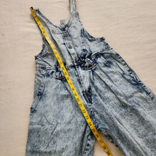 Load image into Gallery viewer, Vintage Acid Wash Girly Overalls kids 10
