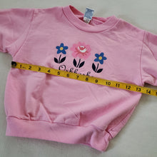 Load image into Gallery viewer, Vintage Oshkosh Flower Crewneck 3t
