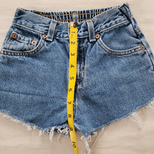 Load image into Gallery viewer, Vintage Levi&#39;s Cutoff Jean Shorts kids 6/8 *relaxed elastic
