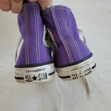 Load image into Gallery viewer, Converse Purple Hightop Shoes toddler 13
