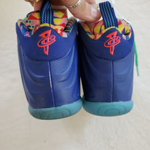 Load image into Gallery viewer, Nike Little Posite Shoes toddler 12.5
