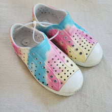 Load image into Gallery viewer, Natives Tie Die Shoes toddler 10
