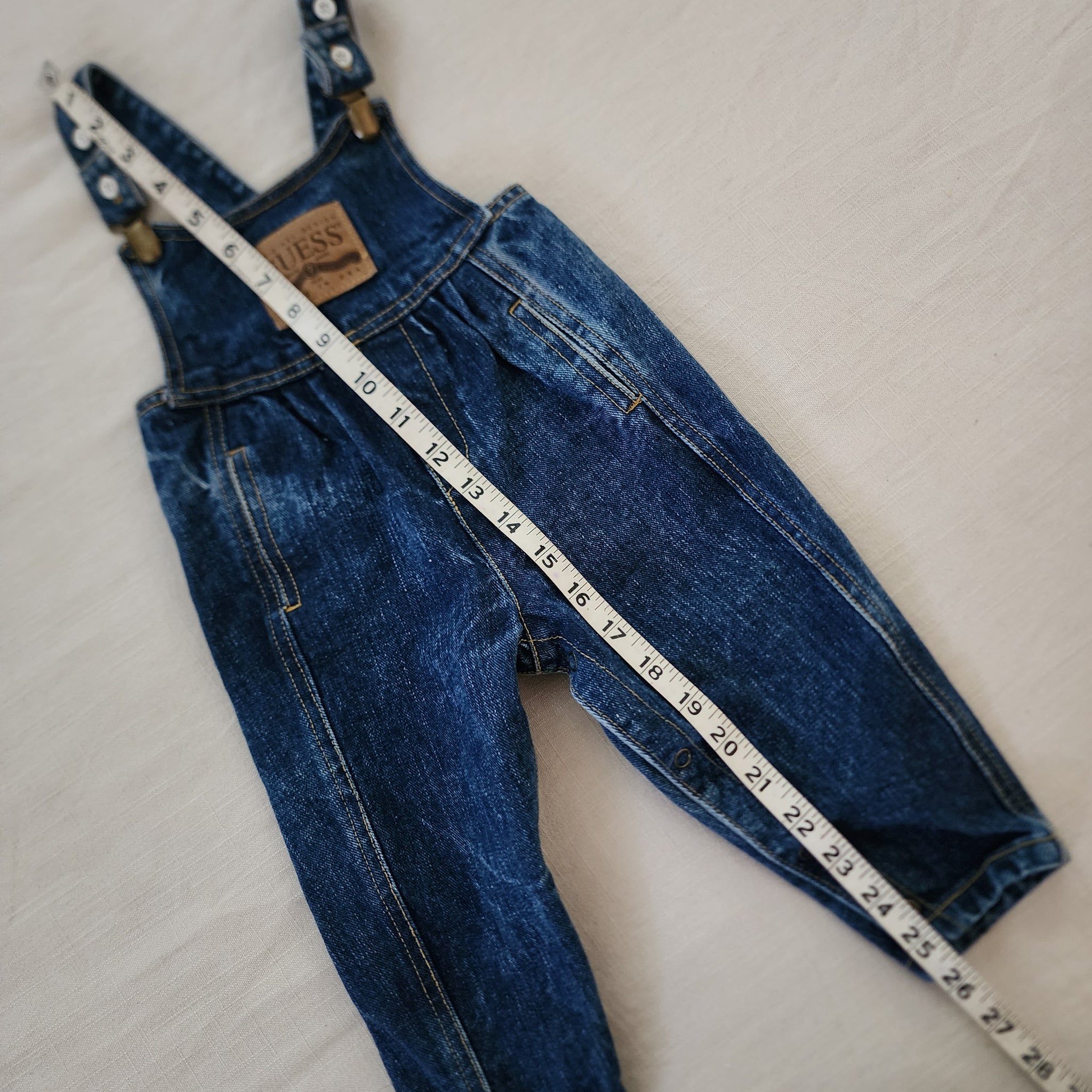 GUESS アメリカ古着　キッズオーバーオール Vintage 90s Guess Overall Shorts Girls 14 Womens XXS Denim