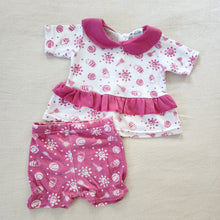 Load image into Gallery viewer, Vintage Pink Beachy Matching Set 3-6 months
