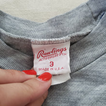 Load image into Gallery viewer, Vintage Rawlings Crewneck 3t
