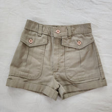 Load image into Gallery viewer, Vintage Cargo Short Shorts kids 7/8
