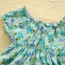 Load image into Gallery viewer, Y2k Babydoll Flowy Floral Shirt 4t
