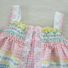 Load image into Gallery viewer, Vintage 70s Gingham Flowy Top 4t
