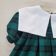 Load image into Gallery viewer, Vintage Green Tartan Plaid Dress 5t/6
