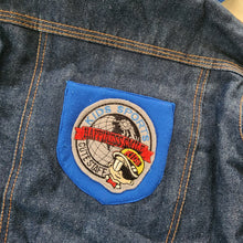 Load image into Gallery viewer, Vintage Hooded Jean Jacket 3t
