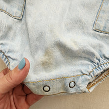 Load image into Gallery viewer, Vintage Guess Light Wash Denim Bubble 2t+
