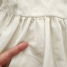 Load image into Gallery viewer, Vintage White Simple Dress 18 months
