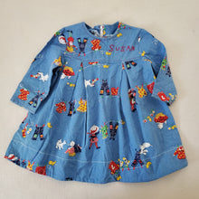 Load image into Gallery viewer, Vintage 70s Hanging Clothes Dress 3t
