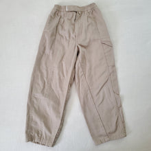 Load image into Gallery viewer, Vintage Tan Pants 5t/6
