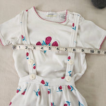 Load image into Gallery viewer, Vintage Rosebud 2-Piece Set 18 months
