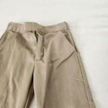 Load image into Gallery viewer, Vintage 70s Tan Flared Pants 4t
