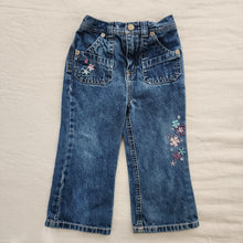 Load image into Gallery viewer, Vintage Y2k Floral Embroidered Jeans 24 months
