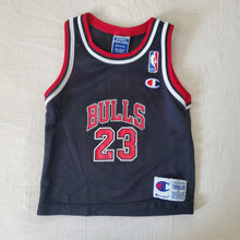 Load image into Gallery viewer, Vintage Chicago Bulls Jersey 3t/4t
