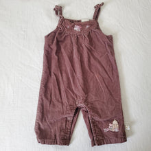 Load image into Gallery viewer, Vintage Classic Pooh Pantsuit 6 months *flaw
