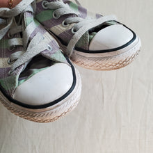 Load image into Gallery viewer, Converse Striped All Star Shoes toddler 11
