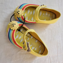 Load image into Gallery viewer, Mini Melissa Sunny Rainbow Shoes toddler 7
