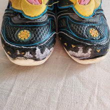 Load image into Gallery viewer, Lion King Light-up Shoes toddler 8
