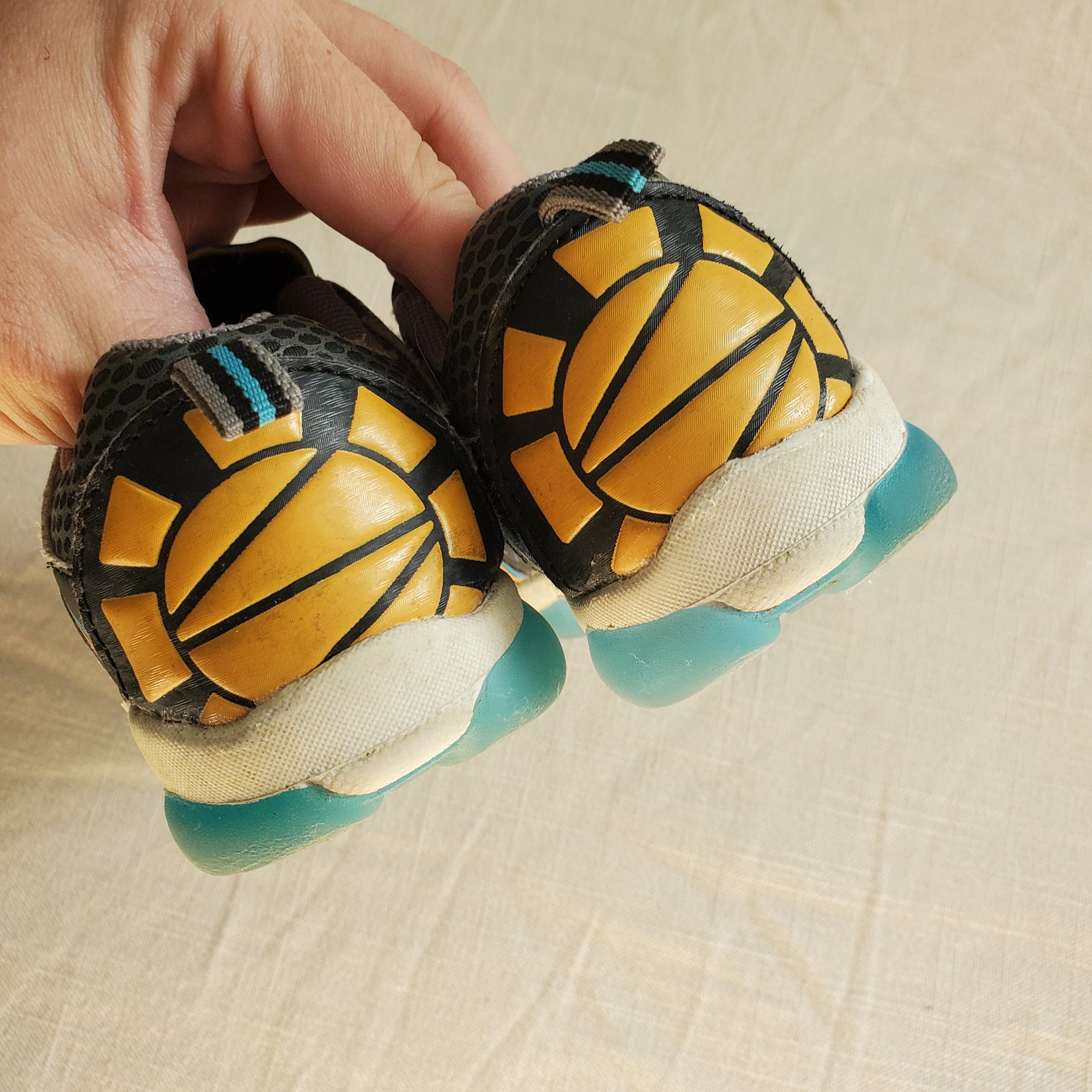 Lion King Light-up Shoes toddler 8 – Nostalgic Baby Vintage