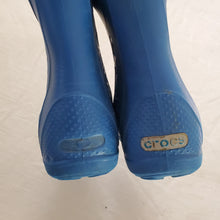 Load image into Gallery viewer, Crocs Blue Rainboots toddler 10
