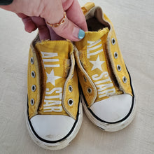 Load image into Gallery viewer, Converse Yellow All Star Shoes toddler 8
