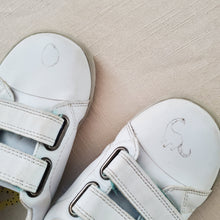 Load image into Gallery viewer, Ten Little White Velcro Shoes toddler 11.5
