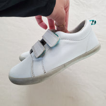 Load image into Gallery viewer, Ten Little White Velcro Shoes toddler 11.5
