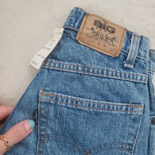 Load image into Gallery viewer, Vintage Deadstock Levi&#39;s BIG Jeans kids 12 SLIM
