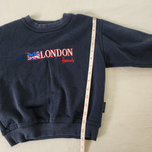 Load image into Gallery viewer, Vintage London Crewneck 4t
