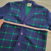 Load image into Gallery viewer, Vintage 60s Wool Grid Knit Cardigan 4t/5t *flaw
