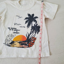 Load image into Gallery viewer, Vintage Jamaica Travel Tee 3t
