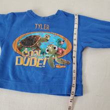 Load image into Gallery viewer, Y2k Finding Nemo &quot;Tyler&quot; Crewneck 2t/3t
