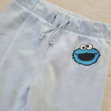 Load image into Gallery viewer, Gap Cookie Monster Blue Sweatpants 3t
