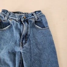 Load image into Gallery viewer, Vintage 90s Bugle Boy Jeans kids 6
