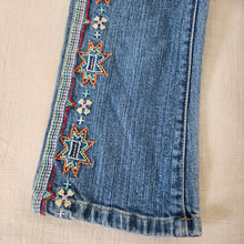 Load image into Gallery viewer, Y2k Embroidered Flared Jeans 3t *flaw
