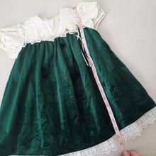 Load image into Gallery viewer, Vintage Cream &amp; Green Velvet Dress 3t/4t
