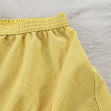 Load image into Gallery viewer, Vintage 70s Yellow Skirt kids 9/10
