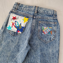 Load image into Gallery viewer, Vintage Deadstock Acid Wash Jeans kids 10
