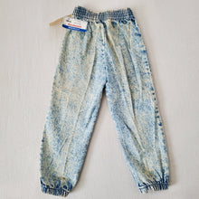 Load image into Gallery viewer, Vintage Deadstock Acid Wash Jogger Jeans 3t
