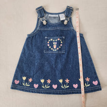 Load image into Gallery viewer, Vintage Y2k Flower Embroidered Skirtall 12-18 months
