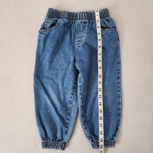 Load image into Gallery viewer, Vintage Jogger Jeans 3t
