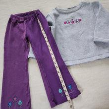 Load image into Gallery viewer, Y2k Ladybug Sweater + Floral Pants Set 4t *flaw
